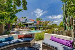 YEBO Boutique Guesthouse - Somerset West - 9