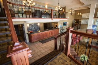 Best Western Plus Baker Street Inn - 3