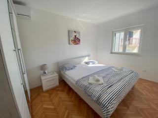Lucich Apartments Srima - Srima - 8