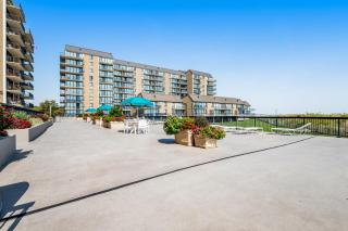 Sea Colony --- 702 Harbour - 2