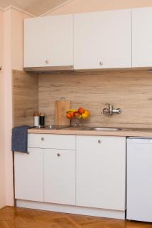 Apartments and Room Agiss with pool - Vodice - 3