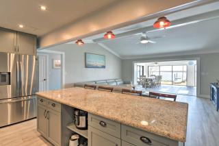 Updated Waterfront Escape with Dock and Fire Pit - Pensacola - 1