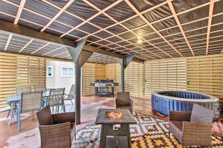 Geodesic Dome House with Scenic Views and Hot Tub - Eatonville - 9