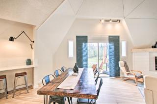 Geodesic Dome House with Scenic Views and Hot Tub - Eatonville - 3