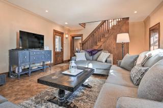 Pet-Friendly Home Grill and Fire Pit in Manhattan - 8