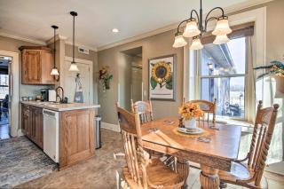 Pet-Friendly Home Grill and Fire Pit in Manhattan - 2