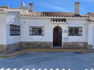 Delightful Burriana House with Magnificent Beach & Sea Views. - Nerja - 3