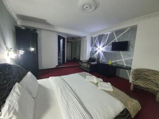 Rey Hotel - 7