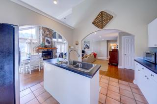 Lakeside Retreat on Lake Rabun - Lakemont - 3