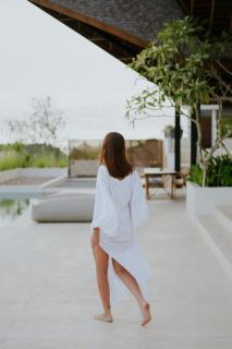 Luxury Ocean View Villas with Private Cook and Free Gym Membership - Kuta - 6