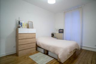 Comfortable apartment near Paris4min from metro13 - 2