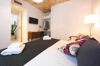 Newly renovated room w Pool & BikeParking - Girona - 4