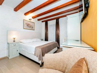 Heritage Hotel Villa Valdibora - Rovinj - 2