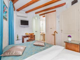 Heritage Hotel Villa Valdibora - Rovinj - 1
