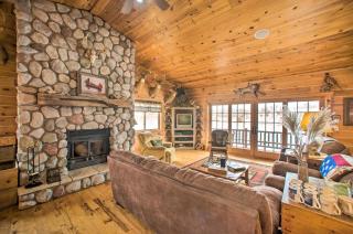 The Lodge in Powersville with Game Room and Fire Pit - - 7