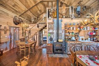 Rustic Powersville Cabin Secluded Countryside! - - 3