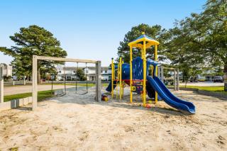 Mallard Lakes -- 38265 Cardinal #126 - 3