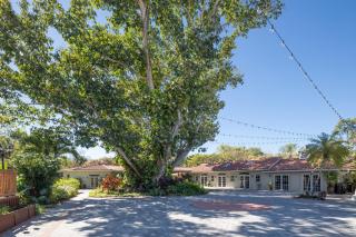 Shangri-La Springs - 5