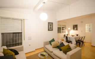 Casa en Villa Carlos Paz con Pileta , Quincho y Jardín a Pasos del Centro - Villa Carlos Paz - 5