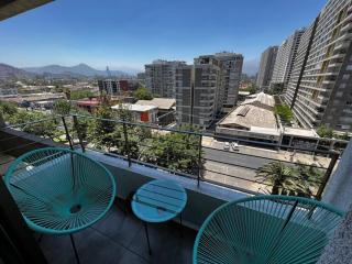 Parque Bustamante, Metro Irarrázaval, Free Parking - 8