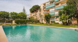 Stylish 3 Bedroom Penthouse in Marbella Centre with Large Pool close to the Beach - Marbella - 6