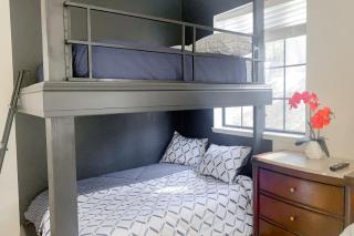 Fun In The Sun Cabin - 1