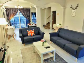 Semi-Detached, Up to 21 Pax, 4 Bedrooms, 3 Bathrooms, 4 Car Parks by Star Home - Bayan Lepas - 9