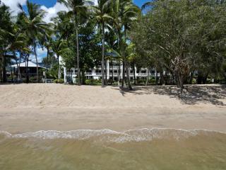 Agincourt Beachfront Apartments - Clifton Beach - 5