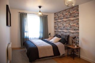 Modern 2 bed Apartment- Town Centre - Northampton - 4