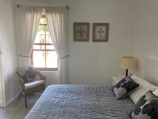 Palm and Pebbles self catering cottages Paternoster - 6