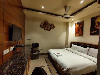 Stay @ 203 - Noida - 2