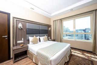Pearl Swiss Hotel - Dubai - 0