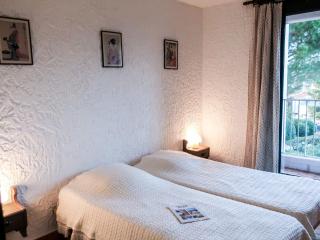 Apartment Les Cascadelles-2 by Interhome - La Foux - 2