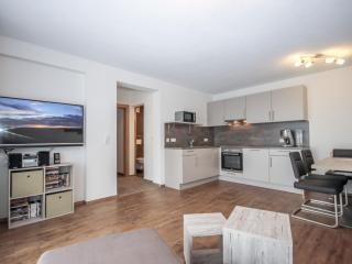 Apartment IsiLiving by Interhome - Fliess - 9
