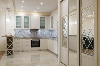 Luxe 2-BDR w/Perfect Location and Big Balcony, MyStreet company - Jerewan - 2