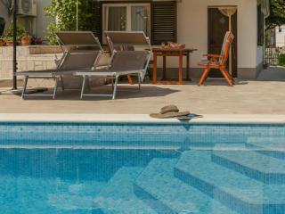 Holiday Home Villa Anita by Interhome - Okrug Gornji - 5