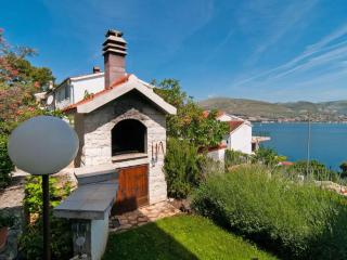 Holiday Home Villa Anita by Interhome - Okrug Gornji - 4