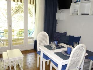 Studio Hauts de la Madrague-11 by Interhome - La Madrague - 4