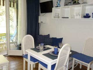 Studio Hauts de la Madrague-11 by Interhome - La Madrague - 5