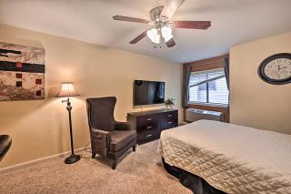2 Blocks to Light Rail Denver Unit with Kitchenette - Greenwood Village - 6
