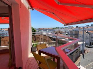 Appt 4 pers, centre-ville tout à pieds, plage 300m, aperçu mer, très calme parking privé, possibilité garage et location vélos électriques - Royan - 6
