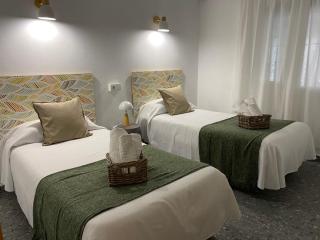 Hostal Paco Marbella - Marbella - 1