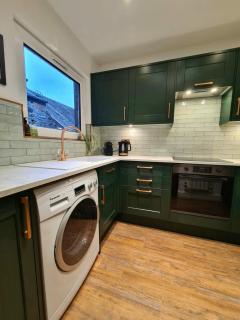 The Editor's Choice, Oban seafront apartment - 2