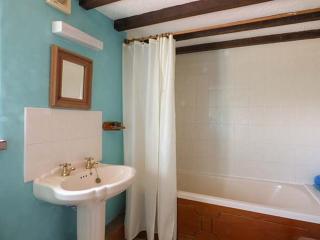 Chevinside Cottage - 2