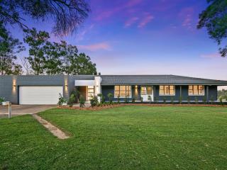 Palmers Lane Vineyard Estate - Rothbury - 8