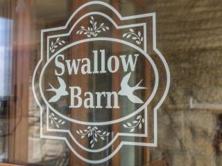 Swallow Barn - 8