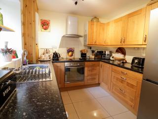 60 Hyfrydle Road - Caernarfon - 3