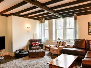 Tower House - 3