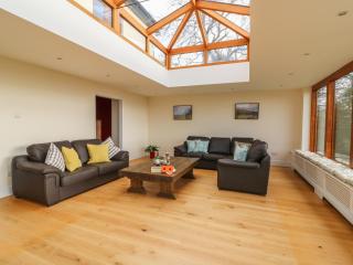 Oakwood House - 4
