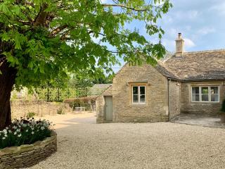 The Old Dairy - Burford - 0
